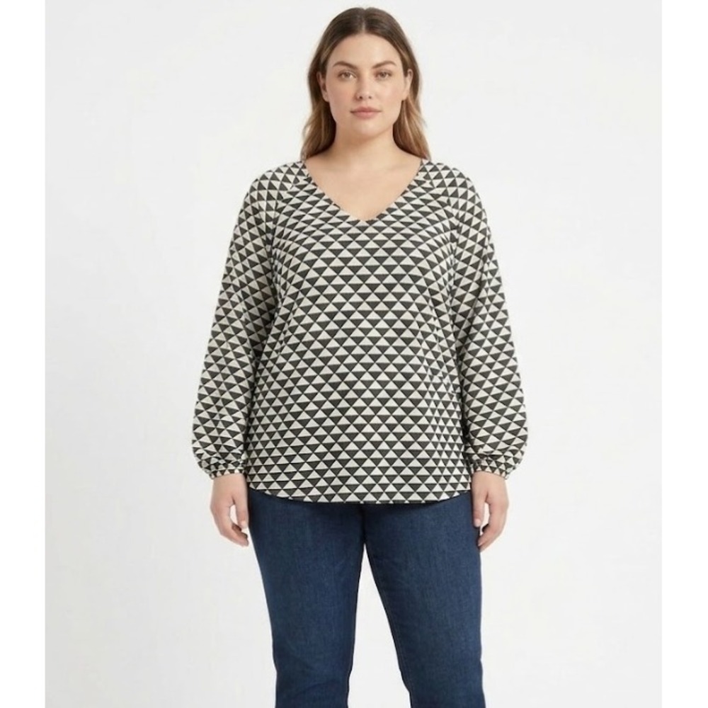 Worthington Gray White Geometric Print V Neck Pullover Blouse XL